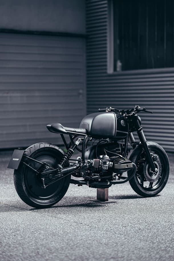 VAGABUND "V12" BMW R100RT Motorcycle Info VAGABUND Moto custom cafe racer bikes boxer engine speed style fabrication BMW 