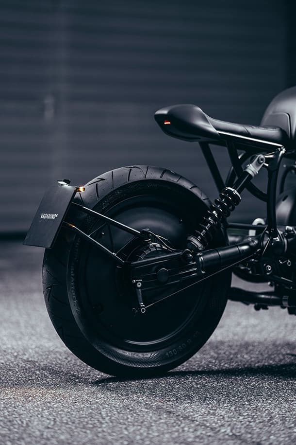 VAGABUND "V12" BMW R100RT Motorcycle Info VAGABUND Moto custom cafe racer bikes boxer engine speed style fabrication BMW