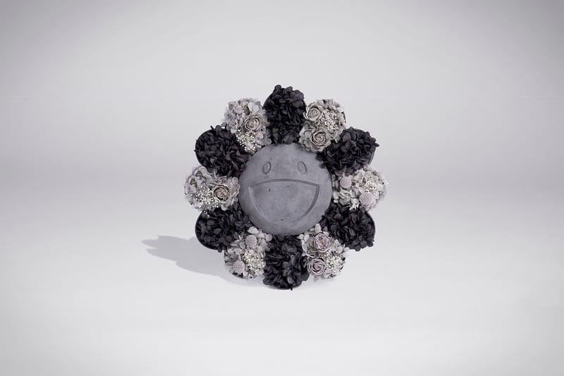 VASE BY SU Sculpts "KaiKai Kiki" Concrete Flower Vase