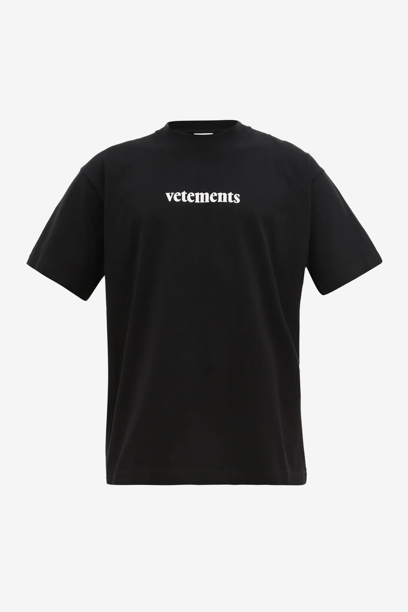 Vetements Logo-patch cotton T shirt Black White vinyl rubber Demna Gvasalia jacquard patch tees monchromatic atelier designer spring summer 2020 anti capitalist bar code priority express
