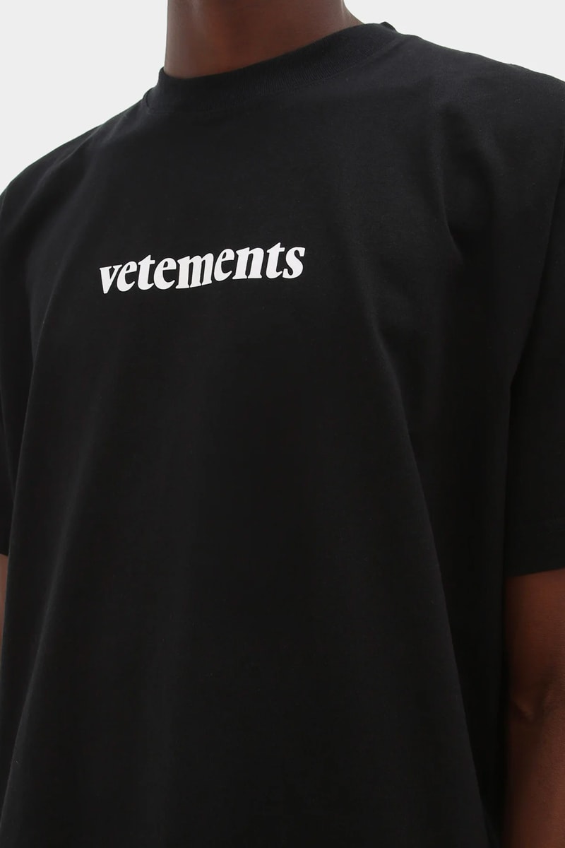 Vetements Logo-patch cotton T shirt Black White vinyl rubber Demna Gvasalia jacquard patch tees monchromatic atelier designer spring summer 2020 anti capitalist bar code priority express