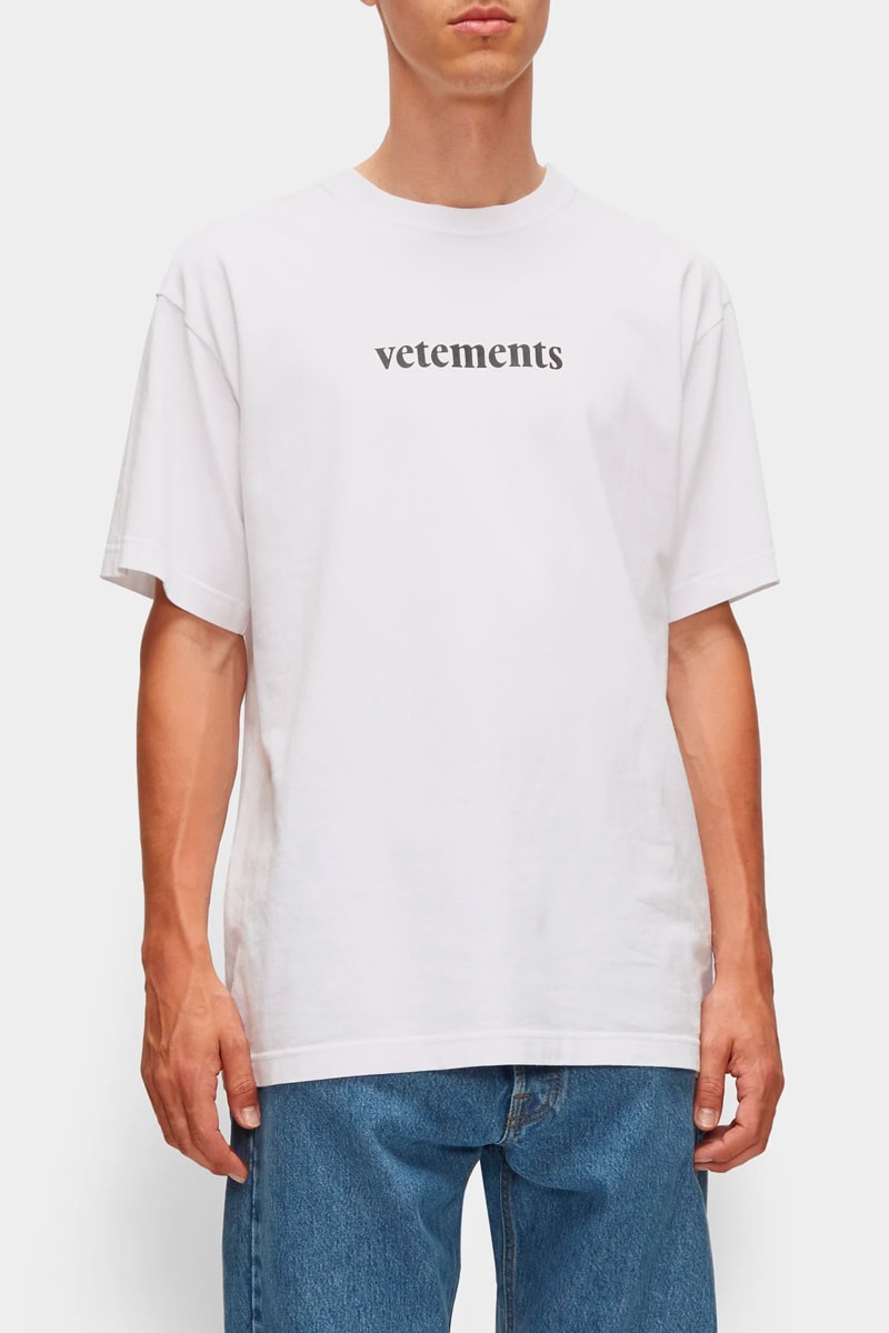 Vetements Logo-patch cotton T shirt Black White vinyl rubber Demna Gvasalia jacquard patch tees monchromatic atelier designer spring summer 2020 anti capitalist bar code priority express
