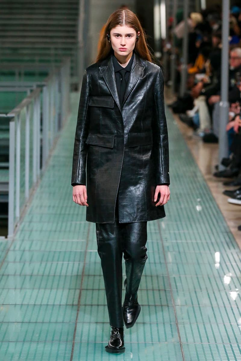 1017 ALYX 9SM Fall Winter 2020 Runway Collection Paris Fashion Week Men's Release Info Date Look image Full Matthew M Williams Backstage