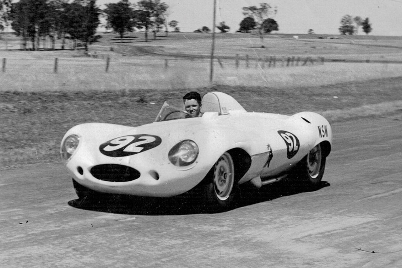 Rare Original 1955 Jaguar D-Type Auction race car australia local circuits races rm sotheby's paris france