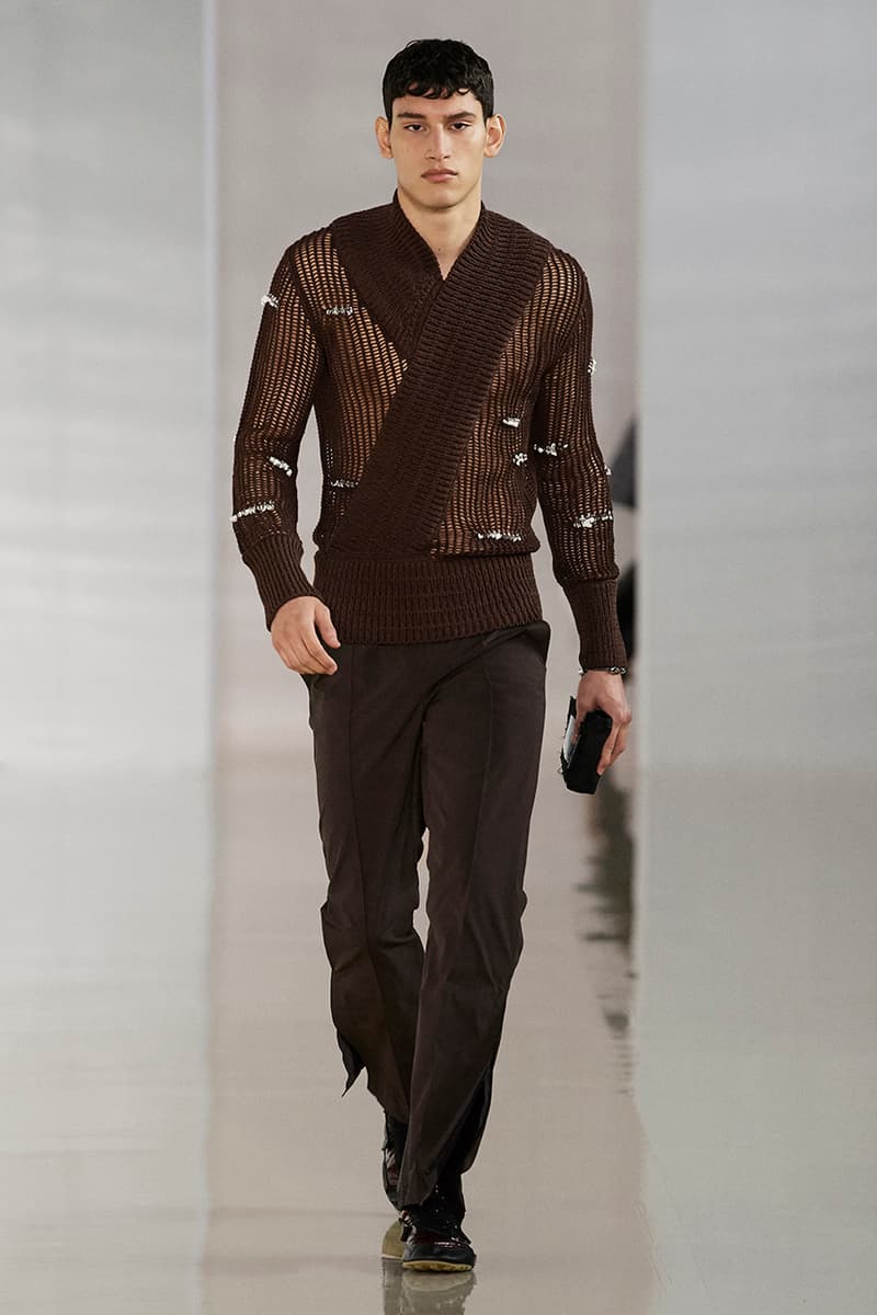 Acne Studios Fall Winter 2020 Collection Runway Paris Fashion Week Scandinavian minimalism co ed mens womens gender fluid cream color shades leather sweden Johnny Johansson