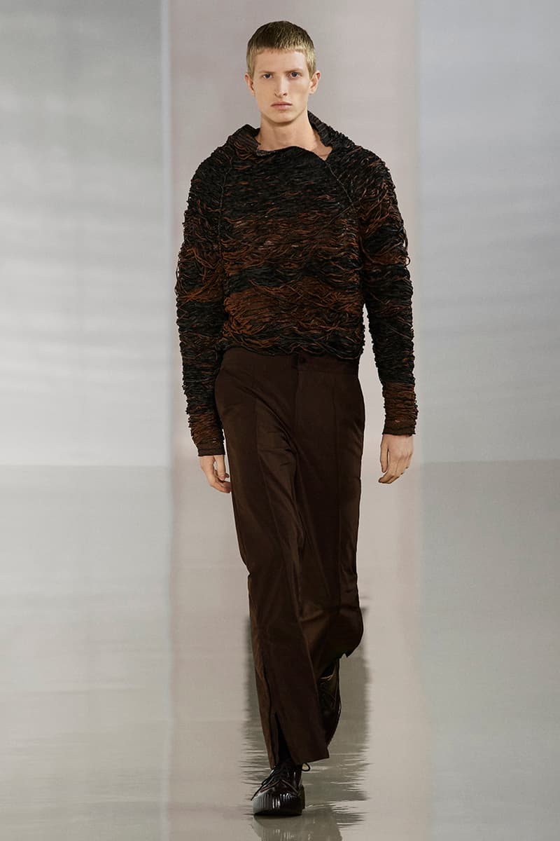 Acne Studios Fall Winter 2020 Collection Runway Paris Fashion Week Scandinavian minimalism co ed mens womens gender fluid cream color shades leather sweden Johnny Johansson