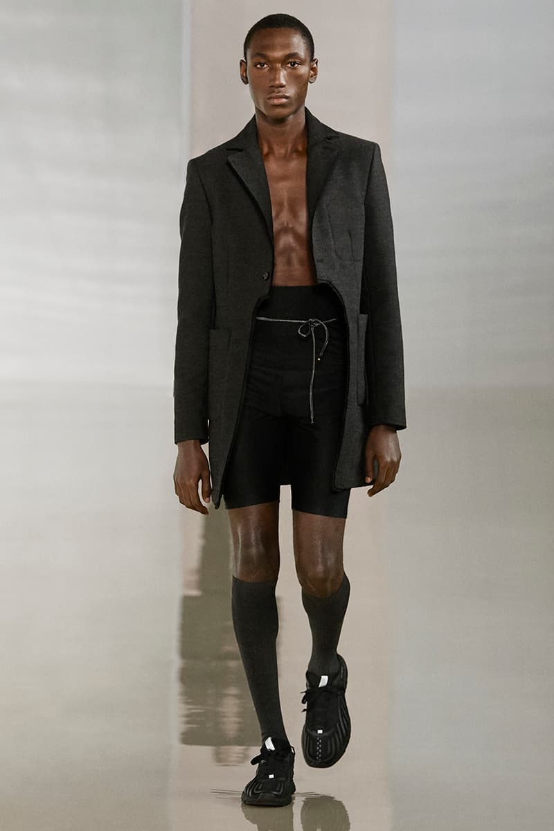 Acne Studios Fall Winter 2020 Collection Runway Paris Fashion Week Scandinavian minimalism co ed mens womens gender fluid cream color shades leather sweden Johnny Johansson