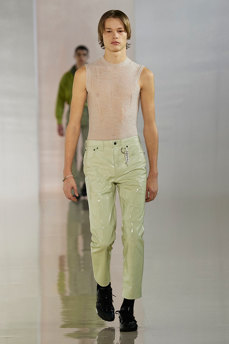 Acne Studios Fall Winter 2020 Collection Runway Paris Fashion Week Scandinavian minimalism co ed mens womens gender fluid cream color shades leather sweden Johnny Johansson