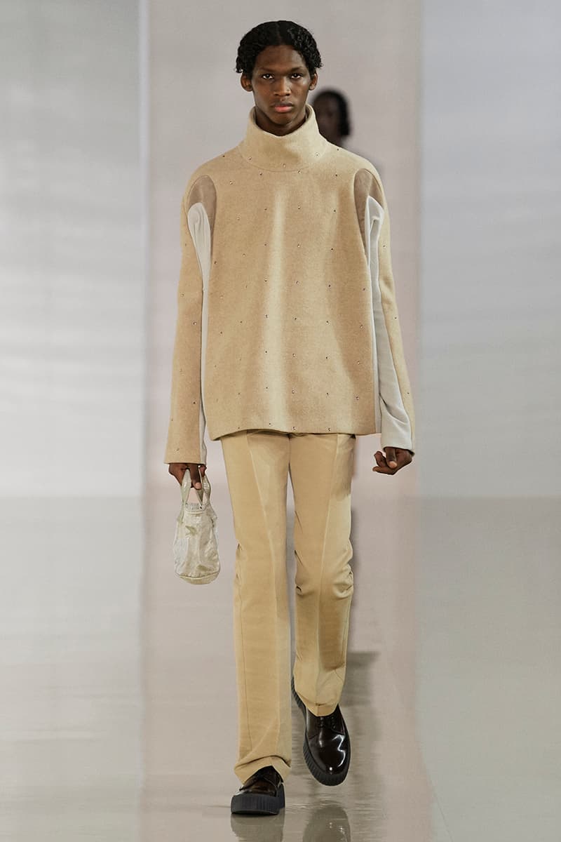 Acne Studios Fall Winter 2020 Collection Runway Paris Fashion Week Scandinavian minimalism co ed mens womens gender fluid cream color shades leather sweden Johnny Johansson