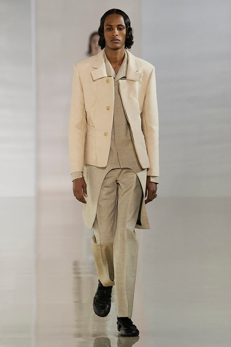 Acne Studios Fall Winter 2020 Collection Runway Paris Fashion Week Scandinavian minimalism co ed mens womens gender fluid cream color shades leather sweden Johnny Johansson
