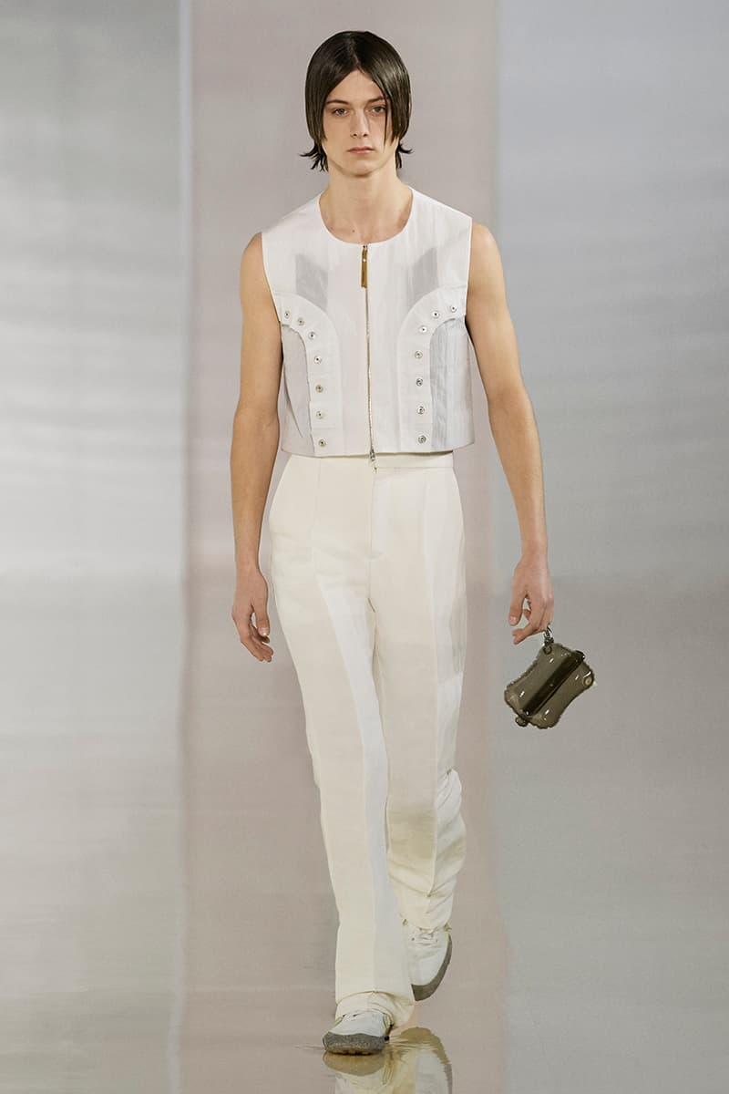 Acne Studios Fall Winter 2020 Collection Runway Paris Fashion Week Scandinavian minimalism co ed mens womens gender fluid cream color shades leather sweden Johnny Johansson