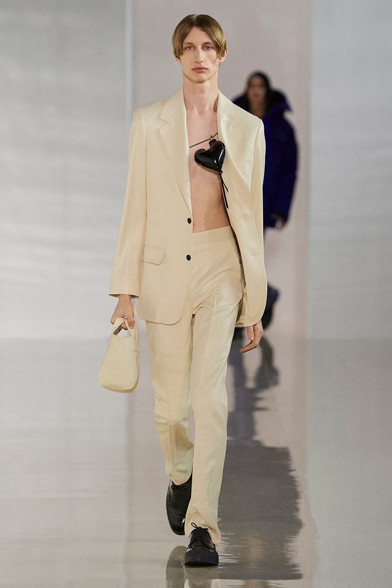 Acne Studios Fall Winter 2020 Collection Runway Paris Fashion Week Scandinavian minimalism co ed mens womens gender fluid cream color shades leather sweden Johnny Johansson