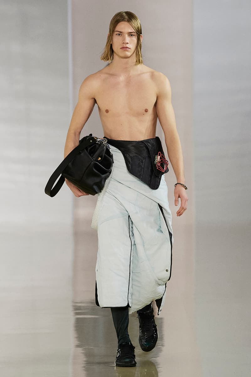 Acne Studios Fall Winter 2020 Collection Runway Paris Fashion Week Scandinavian minimalism co ed mens womens gender fluid cream color shades leather sweden Johnny Johansson