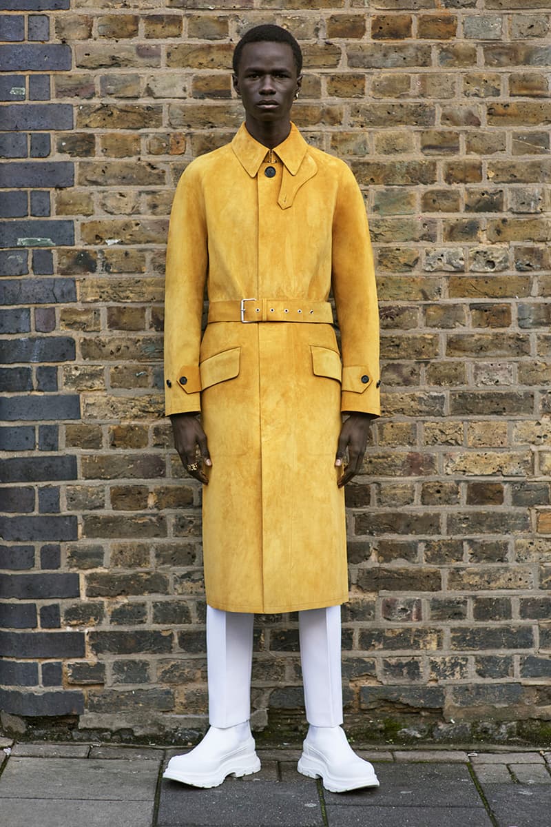 Alexander McQueen Fall/Winter 2020 Menswear Lookbook Collection Sarah Burton Creative Director Double-breasted overcoats Tailoring Military Coats Jackets Milan Fashion Week