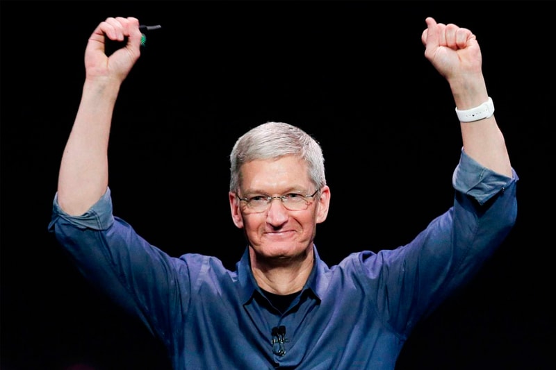 four largest technology tech companies 4 trillion usd worth valuation apple amazon alphabet microsoft