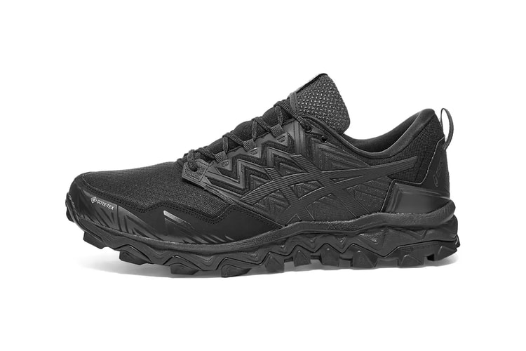 ASICS GEL-FujiTrabuco 8 GTX Appears in Stealthy Black