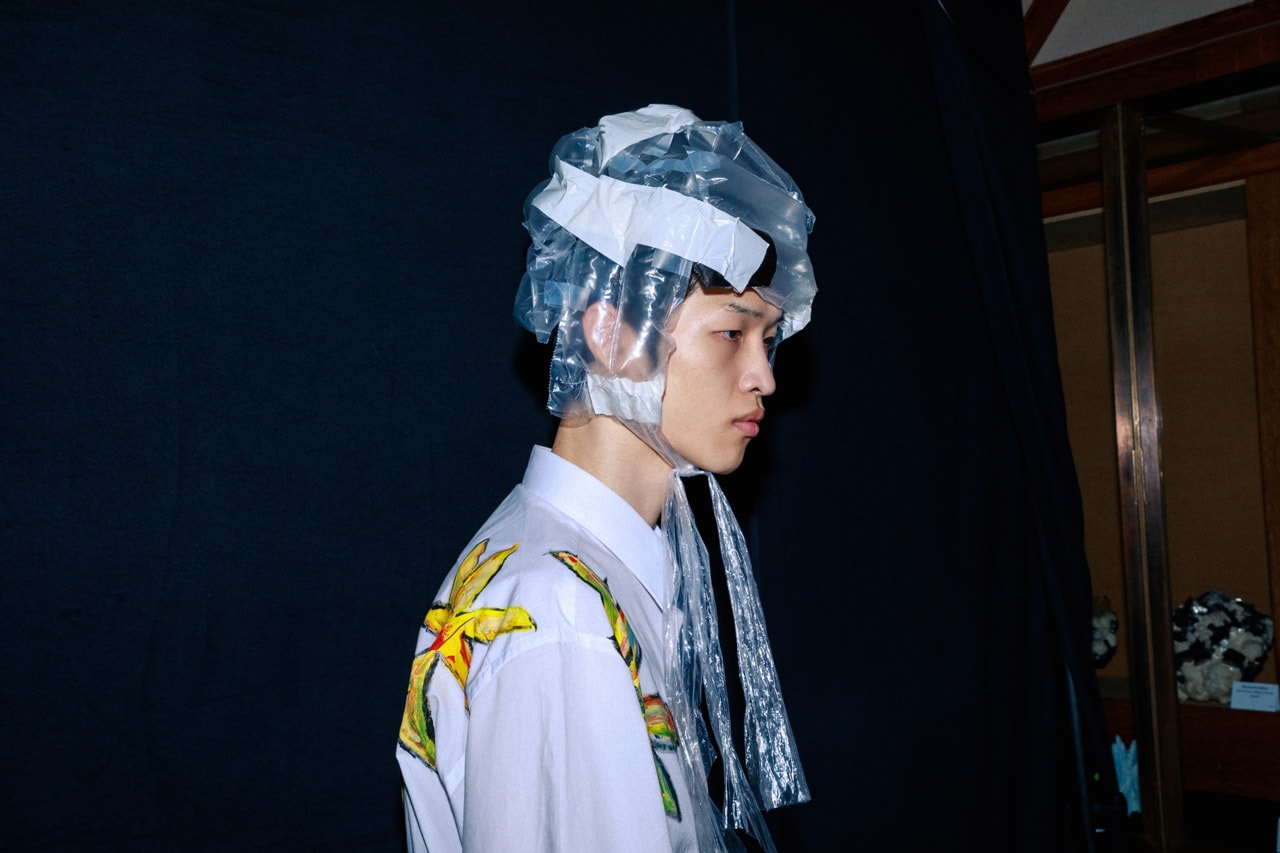 Backstage BOTTER Fall Winter 2020 2021 Paris Fashion rushemy botter lisi herrebrugh antwerp ecological eco friendly textile sustainable deconstructed nike air vapormax runway
