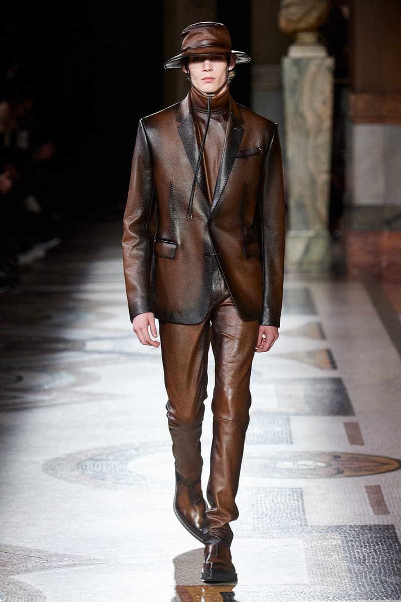 Berluti Fall/Winter 2020 Collection Runway Show presentation kris van assche fw20 paris fashion week pfw
