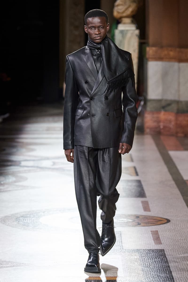 Berluti Fall/Winter 2020 Collection Runway Show presentation kris van assche fw20 paris fashion week pfw