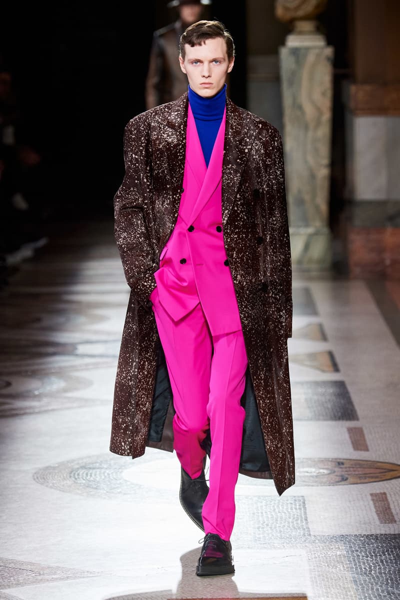Berluti Fall/Winter 2020 Collection Runway Show presentation kris van assche fw20 paris fashion week pfw