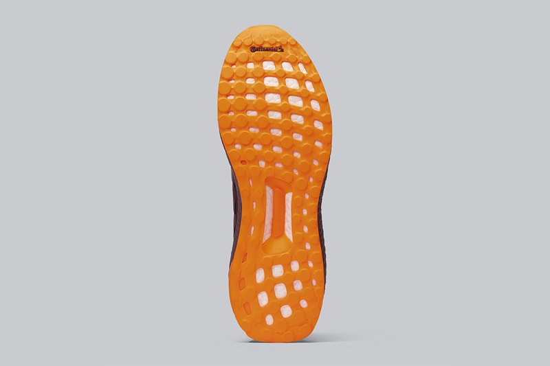 IVY PARK x adidas ultraBOOST Official Look  beyonce red burgundy upper knit orange hang tag unisex 