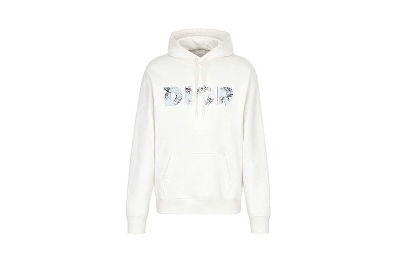 Daniel Arsham x Dior Spring/Summer 2020 Collection Drop Release Information Date Out Now Kim Jones SS20 Closer Look Shop Now Collaboration Exclusive Items Hoodie Pants Boots Rings Shirts Shorts Bracelets Caps Bags Sneakers B23