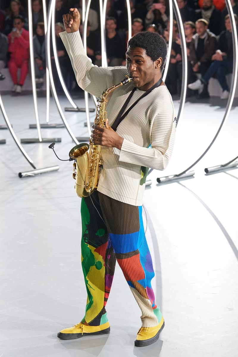 HOMME PLISSÉ Issey Miyake Fall/Winter 2020 Collection Runway menswear fw20 paris fashion week homme plisse