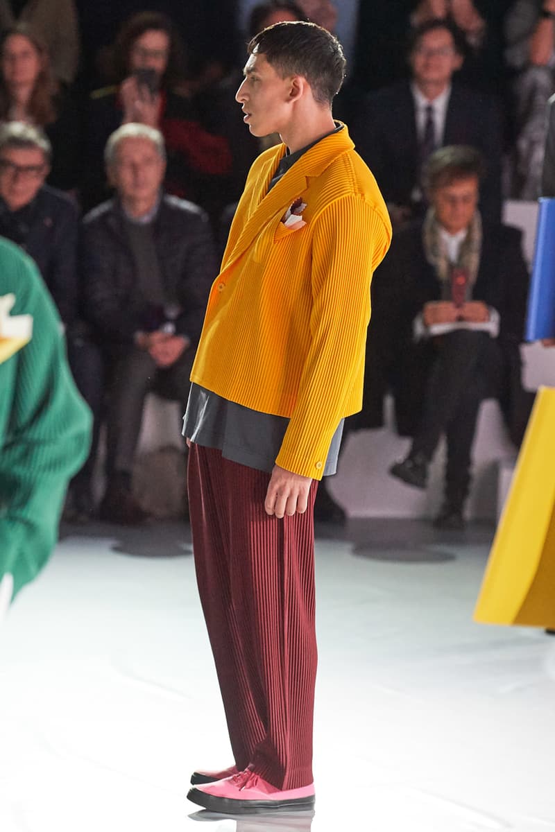 HOMME PLISSÉ Issey Miyake Fall/Winter 2020 Collection Runway menswear fw20 paris fashion week homme plisse
