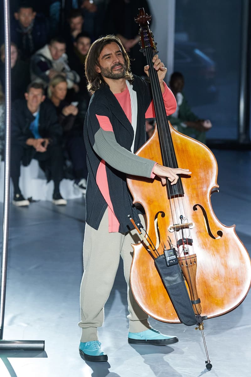 HOMME PLISSÉ Issey Miyake Fall/Winter 2020 Collection Runway menswear fw20 paris fashion week homme plisse