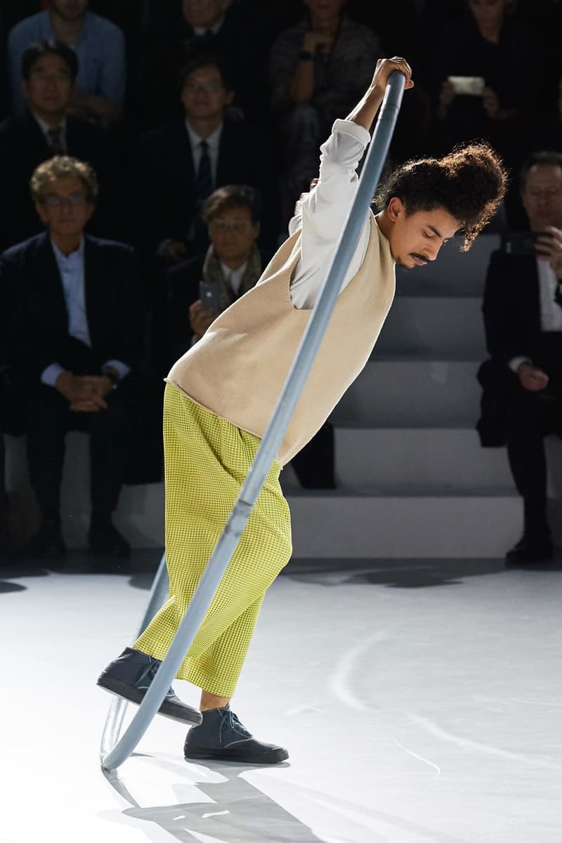 HOMME PLISSÉ Issey Miyake Fall/Winter 2020 Collection Runway menswear fw20 paris fashion week homme plisse