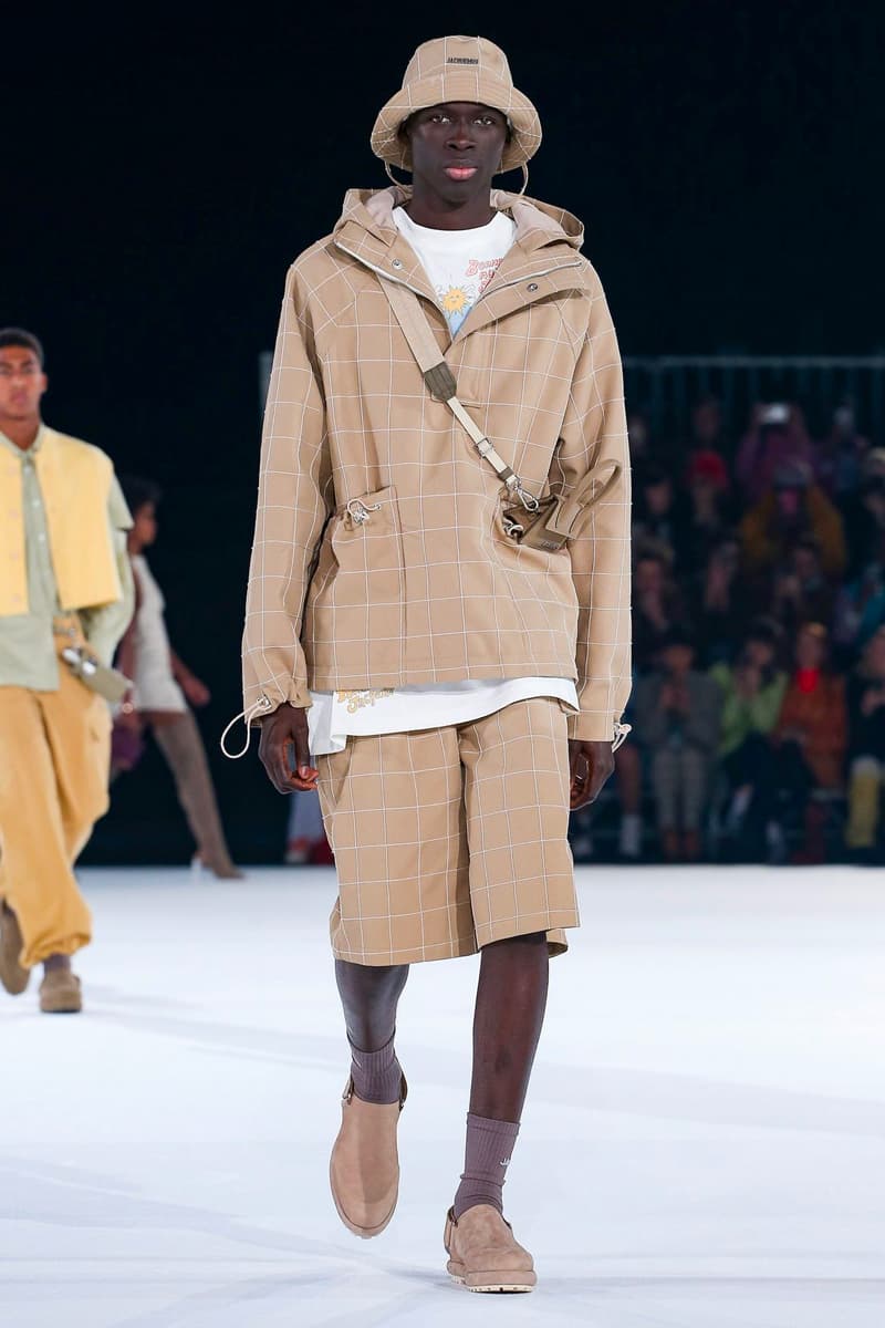 Jacquemus Fall Winter 2020 Collection Runway Paris Fashion Week pfw co ed mens womens french parisian deconstrcuted olive drab minimal denim exagerrated Simon Porte Jacquemus