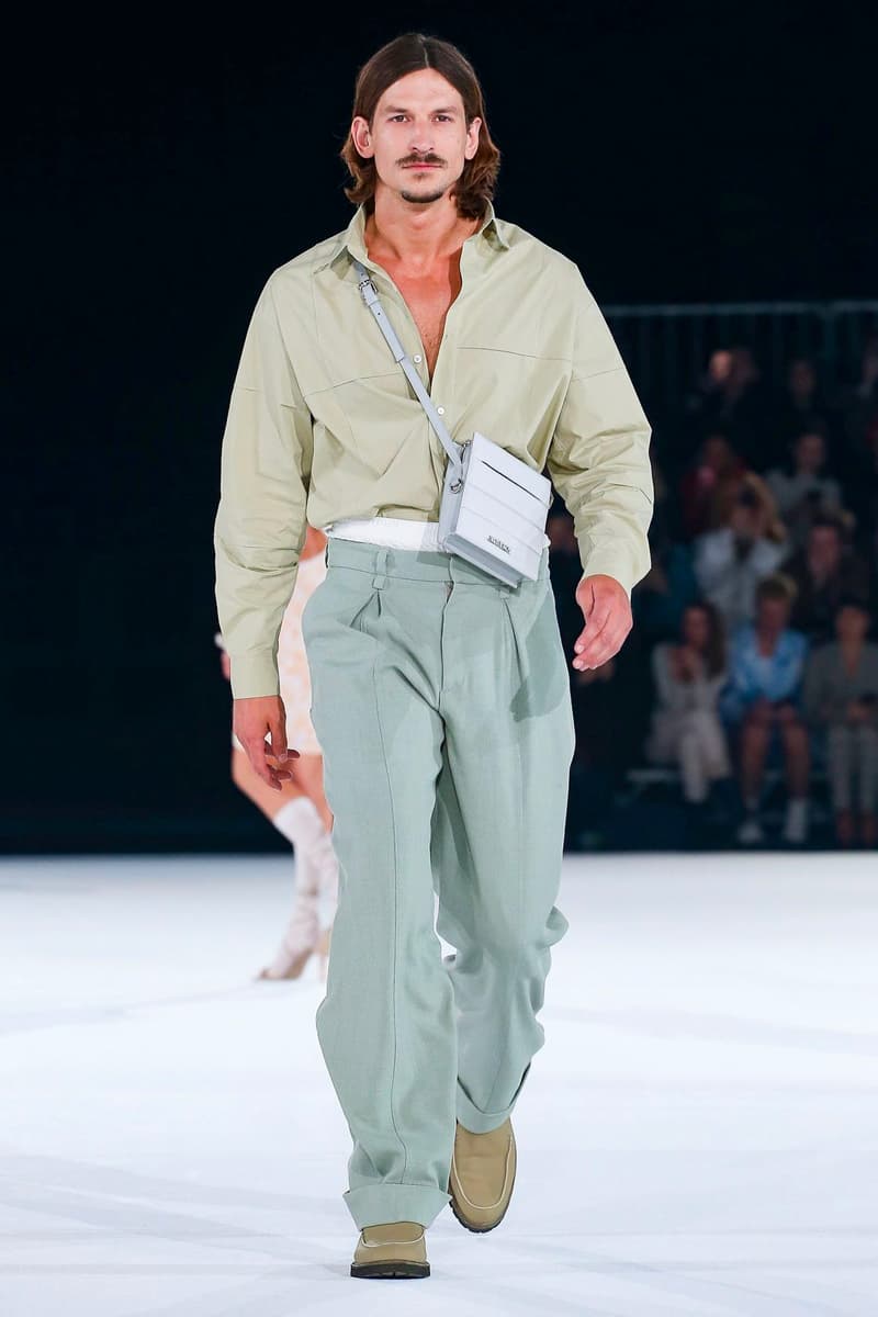 Jacquemus Fall Winter 2020 Collection Runway Paris Fashion Week pfw co ed mens womens french parisian deconstrcuted olive drab minimal denim exagerrated Simon Porte Jacquemus