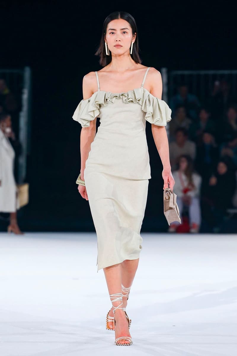 Jacquemus Fall Winter 2020 Collection Runway Paris Fashion Week pfw co ed mens womens french parisian deconstrcuted olive drab minimal denim exagerrated Simon Porte Jacquemus