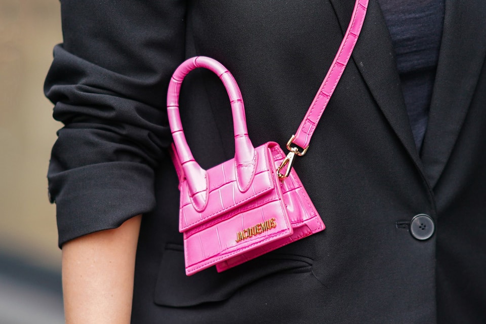 JACQUEMUS Women Mini Handbags 2021 New Flip Messenger