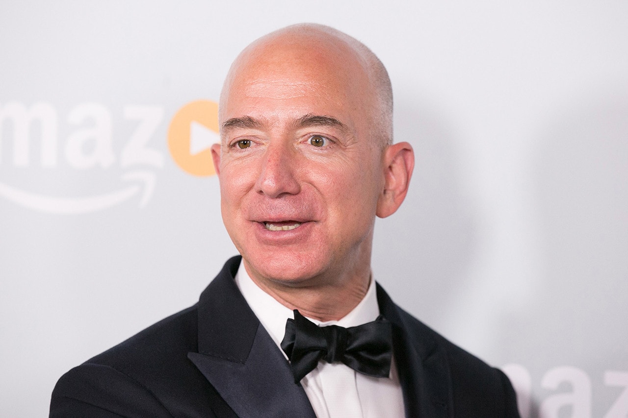 Jeff Bezos Donates $690k USD to Australian Bushfire Relief Income Amazon CEO Tech Conglomerate Multi-Billionaire Donations Charity Wildlife Animals 