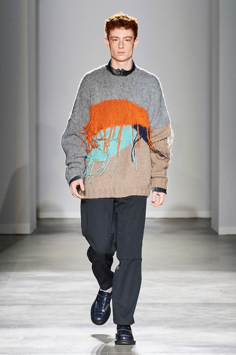 JIEDA Fall/Winter 2020 Collection Milan Men's Fashion Week Runway Presentation Trousers Blazers Coats Jackets Hoodies Vests Plaid Gingham Acid-Wash Knitwear Hiroyuki Fujita