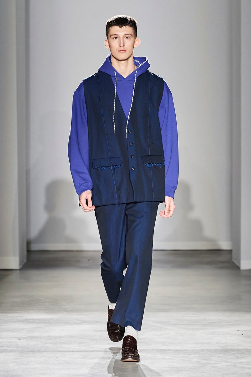 JIEDA Fall/Winter 2020 Collection Milan Men's Fashion Week Runway Presentation Trousers Blazers Coats Jackets Hoodies Vests Plaid Gingham Acid-Wash Knitwear Hiroyuki Fujita