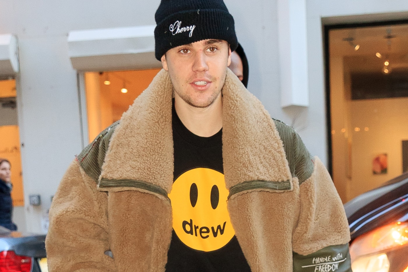 Justin Bieber Questionable Yummy Streaming Strategy Info Scooter Braun Number 1 Hot 100 Billboard Videos Removed