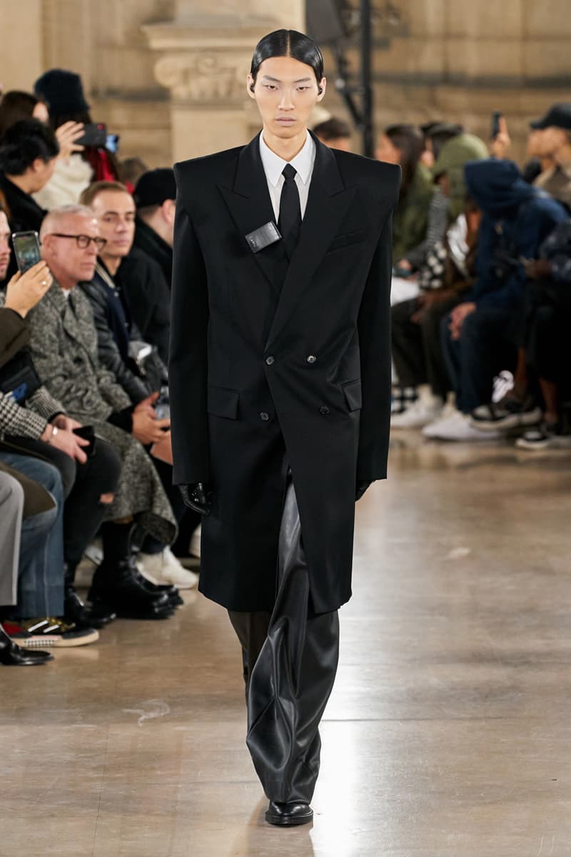 JUUN.J Fall/Winter 2020 Collection Runway menswear pfw paris fashion week fw20 menswear Jung Wook Jun