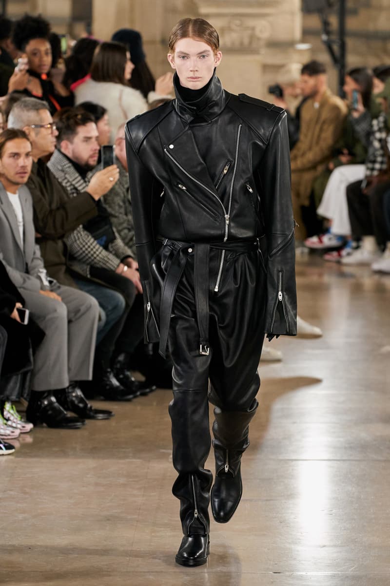 JUUN.J Fall/Winter 2020 Collection Runway menswear pfw paris fashion week fw20 menswear Jung Wook Jun