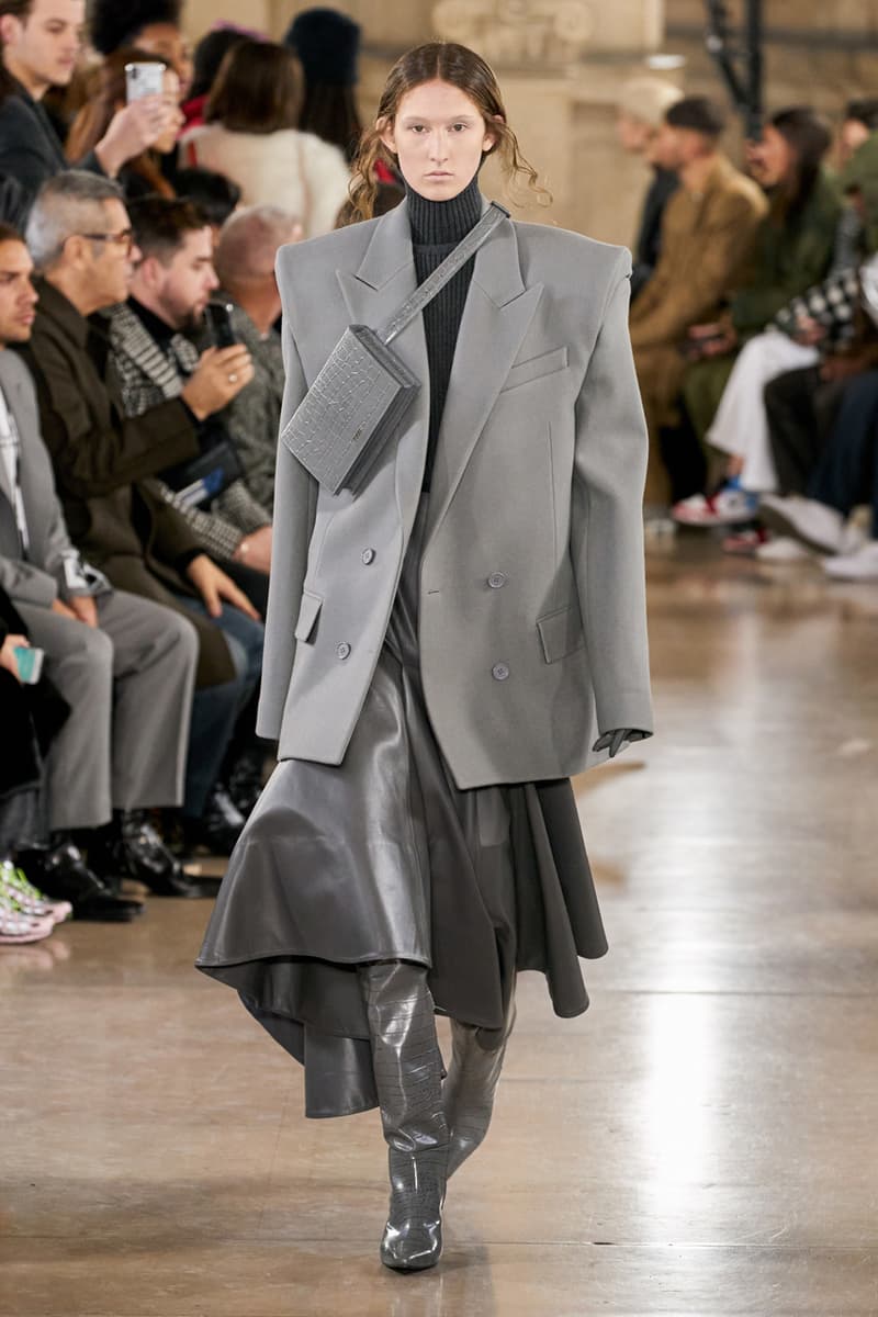 JUUN.J Fall/Winter 2020 Collection Runway menswear pfw paris fashion week fw20 menswear Jung Wook Jun