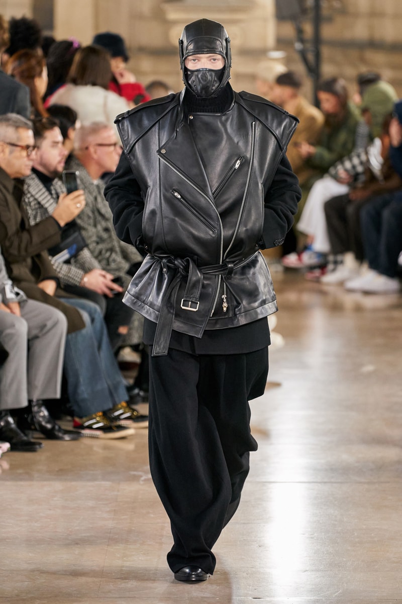 JUUN.J Fall/Winter 2020 Collection Runway menswear pfw paris fashion week fw20 menswear Jung Wook Jun