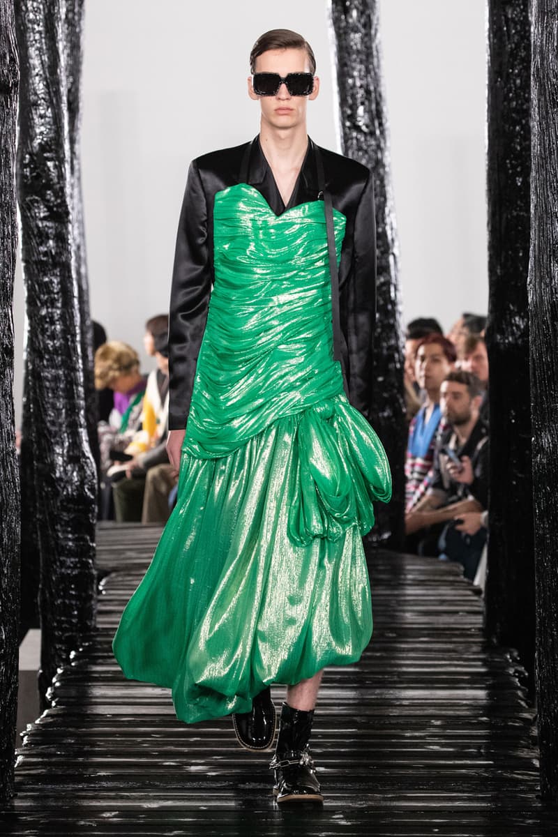 LOEWE Fall/Winter 2020 Runway Collection Paris Fashion Week Jackets Coats Shirts Pants Chain Links Bags Hats Blazers Capes Scarves Dresses Studs Silk
