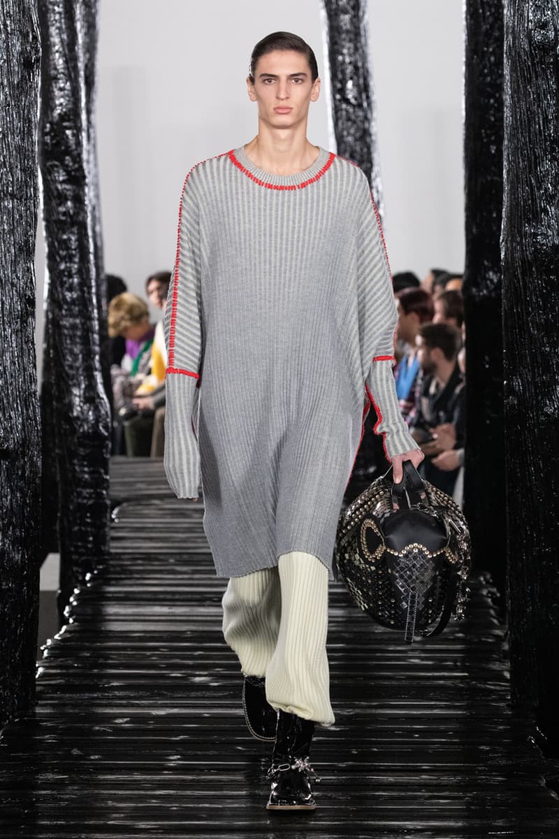 LOEWE Fall/Winter 2020 Runway Collection Paris Fashion Week Jackets Coats Shirts Pants Chain Links Bags Hats Blazers Capes Scarves Dresses Studs Silk