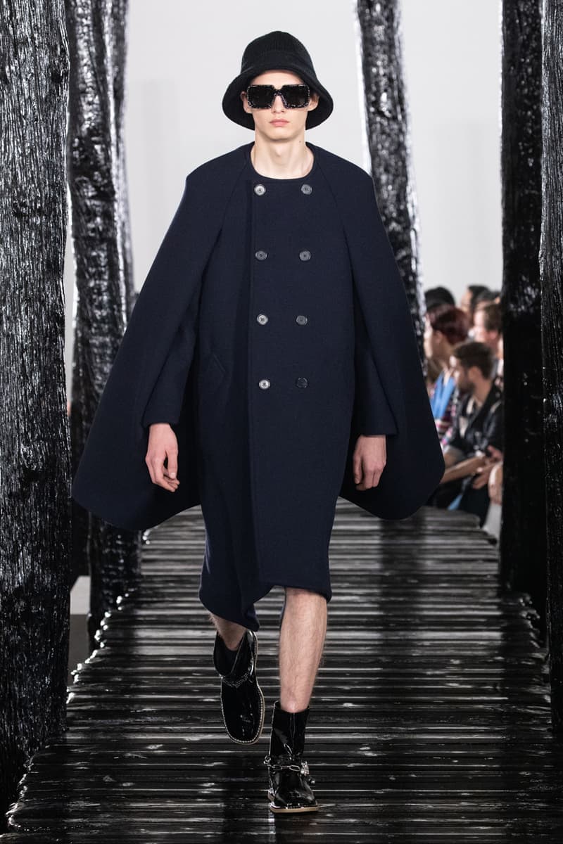 LOEWE Fall/Winter 2020 Runway Collection Paris Fashion Week Jackets Coats Shirts Pants Chain Links Bags Hats Blazers Capes Scarves Dresses Studs Silk 