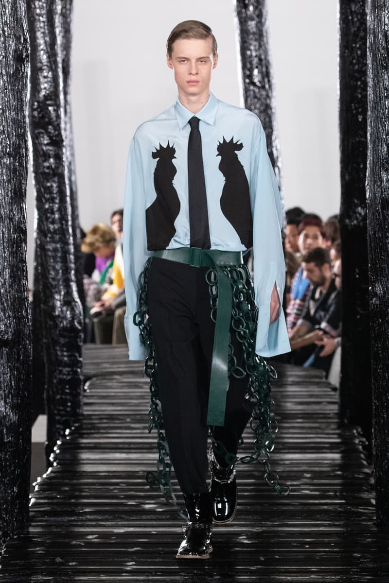 LOEWE Fall/Winter 2020 Runway Collection Paris Fashion Week Jackets Coats Shirts Pants Chain Links Bags Hats Blazers Capes Scarves Dresses Studs Silk 