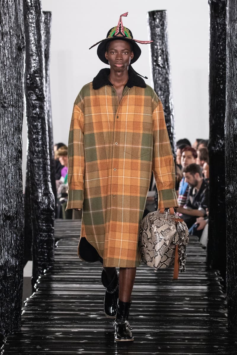 LOEWE Fall/Winter 2020 Runway Collection Paris Fashion Week Jackets Coats Shirts Pants Chain Links Bags Hats Blazers Capes Scarves Dresses Studs Silk