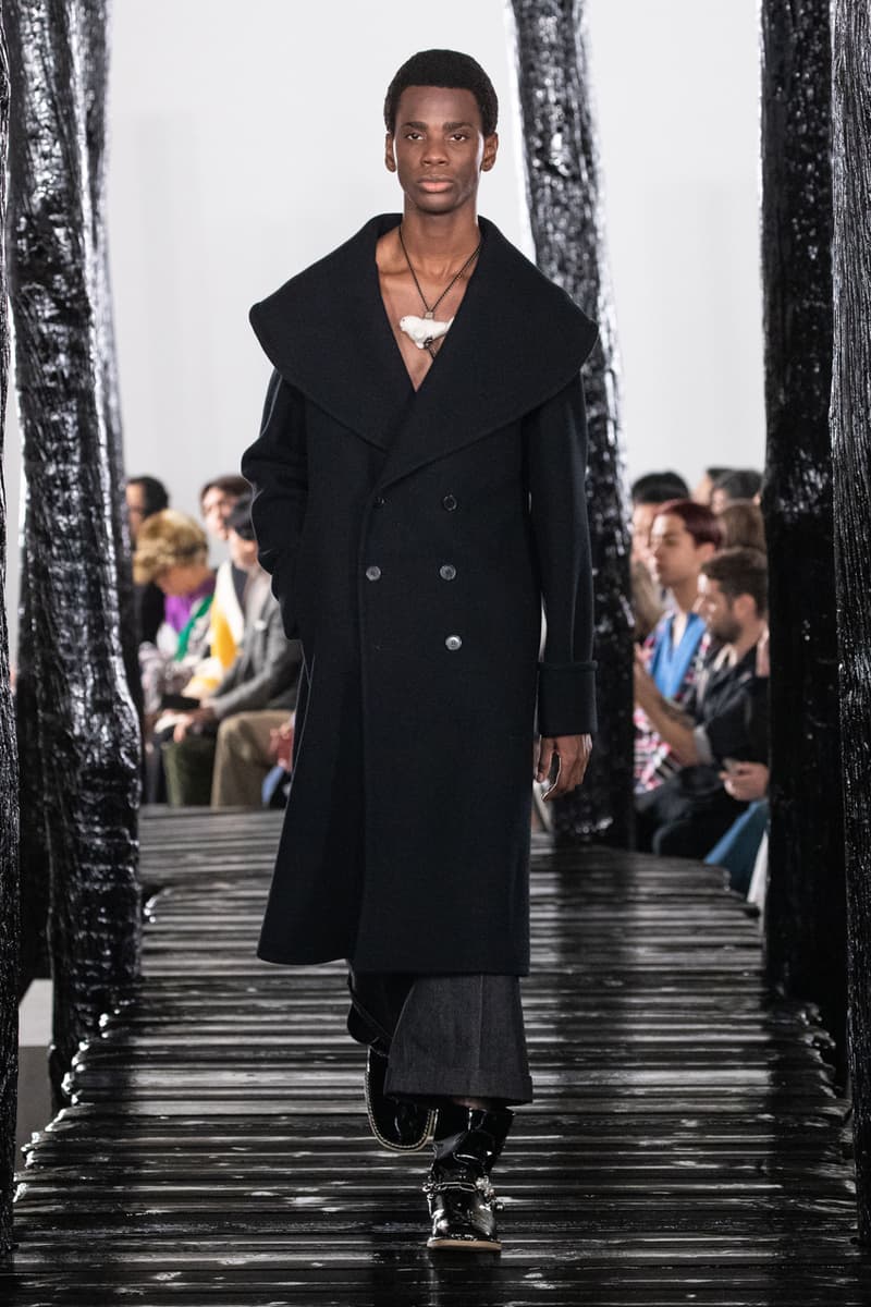 LOEWE Fall/Winter 2020 Runway Collection Paris Fashion Week Jackets Coats Shirts Pants Chain Links Bags Hats Blazers Capes Scarves Dresses Studs Silk