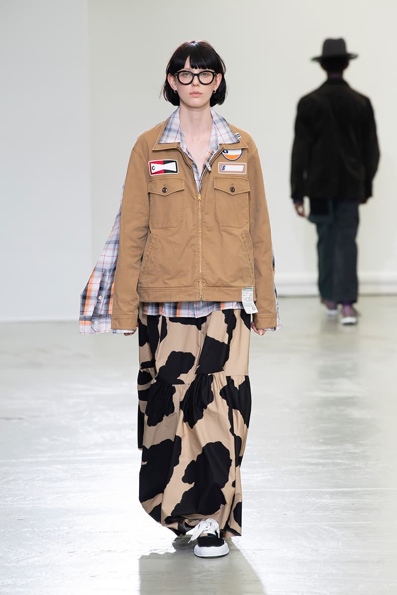 Maison Mihara Yasuhiro FW20 Paris Runway deconstruction