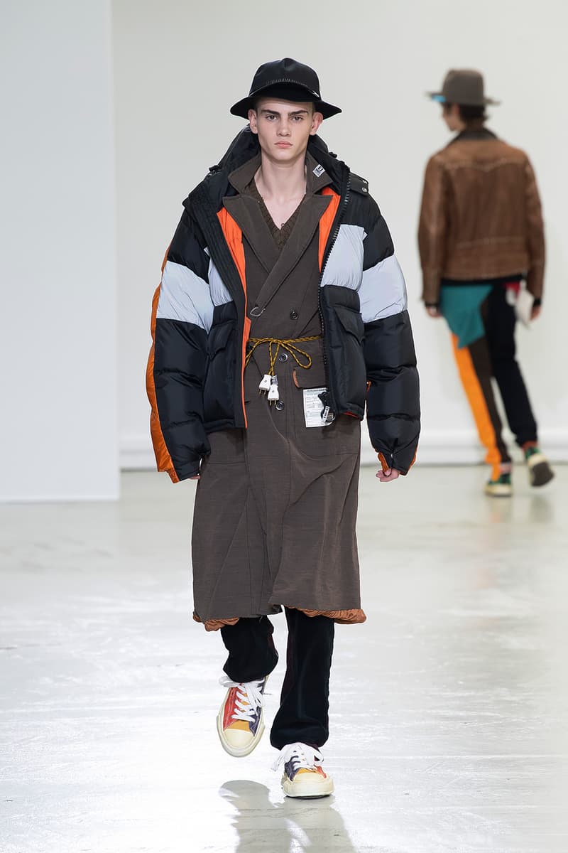 Maison Mihara Yasuhiro FW20 Paris Runway deconstruction